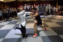 Võ sĩ MMA hạ gục võ sư TQ sau 10 giây gây chấn động