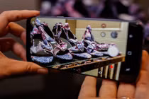 Lộ ảnh Samsung Galaxy S8+ màu tím khói siêu đẹp