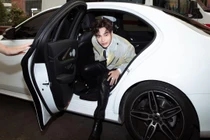  Lê Dương Bảo Lâm xin lỗi vợ vì tốn gần 50 triệu làm ca sĩ