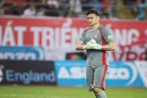 Thủ môn Lâm Tây khoe giọng hát ngọt ngào khiến fan girl phát cuồng 