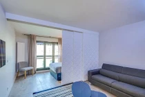 10 mẫu cửa trượt hoàn hảo tiết kiệm không gian