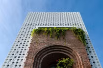 Thiết kế mặt tiền bông gió, nhà phố đưa nắng gió khắp nhà