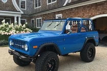 An ủi chồng sắp cưới bị mất trộm, Jennifer Lopez tặng điều bất ngờ