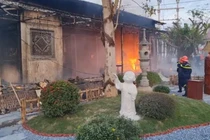 Clip: Chùa Phật Quang tại Hà Nam cháy dữ dội