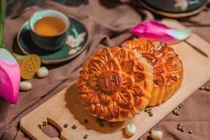 Bánh trung thu giá rẻ tràn lan chợ mạng