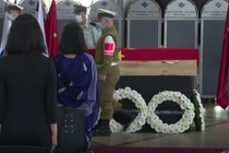 Israel bàn giao di hài của Đại sứ Đỗ Vĩ cho phía Trung Quốc