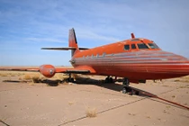 Giật mình máy bay hoen gỉ, đắp chiếu 30 năm vẫn có giá 79 tỷ 