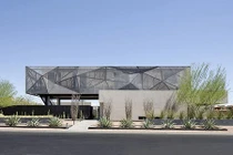 Ngôi nhà tuyệt đẹp mọc lên giữa mênh mông "biển cát"