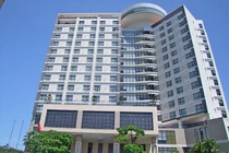 Khách sạn 5 sao Cendeluxe 17 lần đại hạ giá vẫn ế: CĐT là ai? 