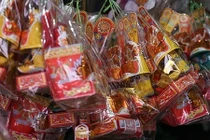 Vàng mã Việt Nam xuất khẩu sang Lào, Đài Loan trước Tết