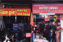 Ma trận sale vỉa hè ngày giáp Tết