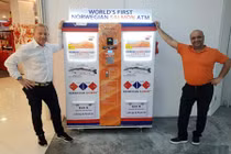 Cực dị ATM cá hồi đầu tiên trên thế giới