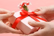 Hà Nội yêu cầu báo cáo việc nhận quà dịp Tết trước 6/2 