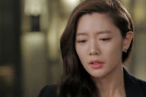 Cô gái khiếp đảm màn ra mắt bị mẹ bạn trai tra như hỏi cung