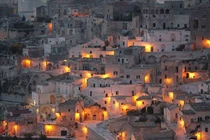 Khám phá kiến trúc nhà cổ 9.000 năm ở Italia