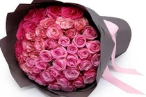 Soi quà Valentine độc đại gia Việt tặng người đẹp