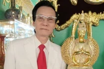 Đại gia đồ cổ sở hữu 3 tấn vàng là ai?