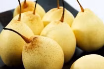 Nhìn vào điểm này trên quả lê biết ngay trái nào ngon, trái nào kém chất lượng