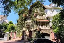 Ngày nắng nóng, ngắm biệt thự phủ kín cây xanh mát mắt ở Hà Nội