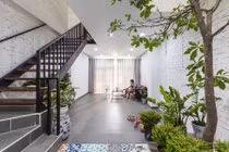 Nhà phố 4 tầng 900 triệu đẹp mê ly ở Sài Gòn