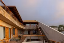 Vẻ đẹp khu nhà 'cộng đồng' người Tây Nguyên ở Măng Đen