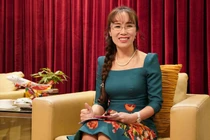 Giải mã bí ẩn về những bóng hồng nghìn tỷ quyền lực nhất Việt Nam