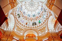 Choáng ngợp tòa lâu đài dát vàng nghìn tỷ của đại gia Ninh Bình 