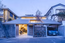 Nhà lợp mái gỗ độc đáo khiến ai cũng mê mẩn