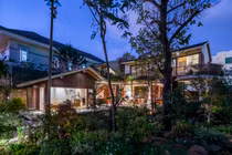 Báo Mỹ nức nở khen biệt thự nhìn đâu cũng thấy vườn ở Tây Nguyên