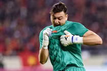 Đặng Văn Lâm sang Nhật: Đừng đi vào vết xe đổ của Công Phượng