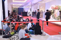 Khai trương H&M: Sự cố xảy ra, khách hàng bức xúc tranh cãi với nhân viên an ninh