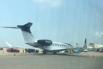 Vợ chồng cựu Tổng thống Mỹ Obama rời Việt Nam