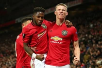 Man United chiêu mộ 'bom tấn', chia tay 3 ngôi sao 