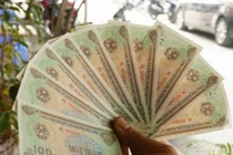 100 đồng đã từng mua được 1/3 bát phở 