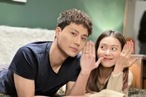 Thanh Sơn - Khả Ngân và loạt khoảnh khắc “tình bể bình” ở hậu trường phim 