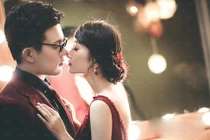 Quên chìa khoá, vợ sang “tắm nhờ” nhà ông hàng xóm độc thân