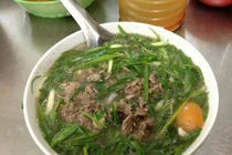 Tăng lên 90.000 đồng/bát, phở Thìn ở nước ngoài giá bao nhiêu?