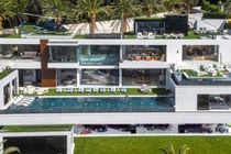 Giảm giá hàng ngàn tỷ đồng, dinh thự siêu sang vẫn ế