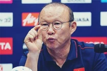 Chưa đàm phán hợp đồng với VFF, ông Park Hang Seo đã đón tin xấu