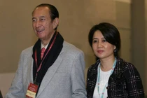 Vợ tư ông trùm sòng bạc phất như diều gặp gió nhờ làm việc này khi 20 tuổi