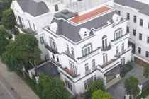 Chiêm ngưỡng biệt thự “đá quý” 200 tỷ của đại gia Hà thành