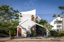 Chiêm ngưỡng ngôi nhà mái cong đẹp như resort tại Đà Nẵng