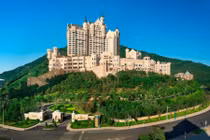 Mê mẩn khách sạn sang chảnh đẹp tựa lâu đài cổ tích