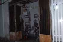 Bí ẩn cái chết của người đàn ông lõa thể trong căn nhà khóa kín