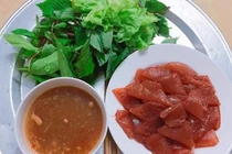 Đặc sản quê ví như sashimi phiên bản Việt... dân buôn bán chạy hàng