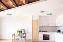 Nhà cũ 48m2 bất ngờ rộng rãi và hiện đại nhờ làm điều này