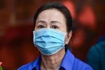 Hình ảnh vợ chồng bà Trương Mỹ Lan tại phiên tòa giai đoạn 2