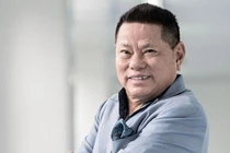 Tuổi thơ cơ cực ít người biết của tỷ phú Hoàng Kiều 