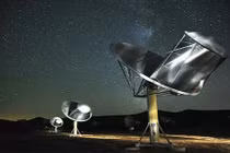 Vì sao chúng ta chưa tìm thấy người ngoài hành tinh?