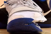 Nike mất hàng tỷ USD vì sự cố giày thể thao phát nổ